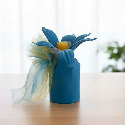 Artisan Handcrafted Candle Box – Blue Chrysanthemum
