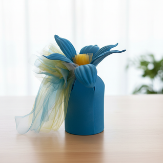 Artisan Handcrafted Candle Box – Blue Chrysanthemum