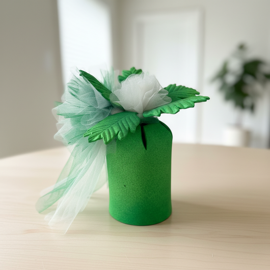Artisan Handcrafted Candle Box – Green Fern & White Lily